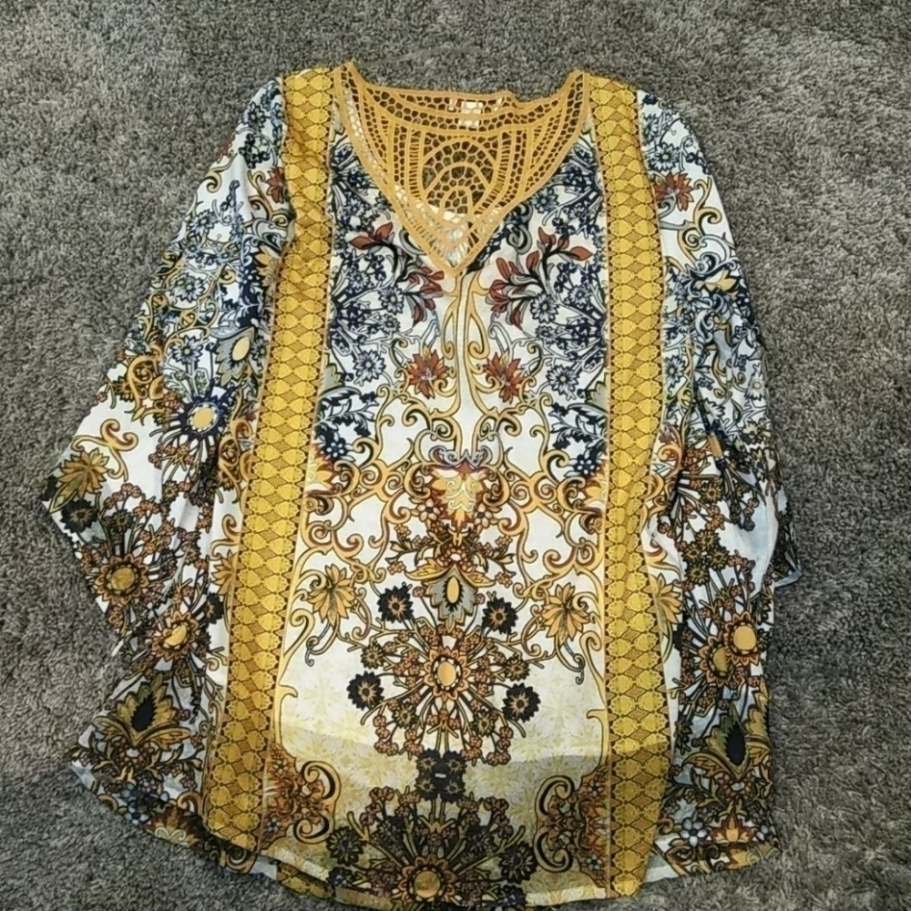 world Unity Large Boho Top - Picture 4 of 7